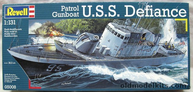 Revell 1/130 Vietnam Coastal Gunboat USS Defiance - (Jet Powered PT Boat) - BAGGED, 05008 plastic model kit